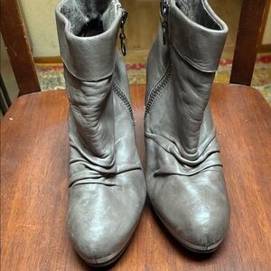 Ash Gray Leather Ruched Ankle Booties with Side Zip